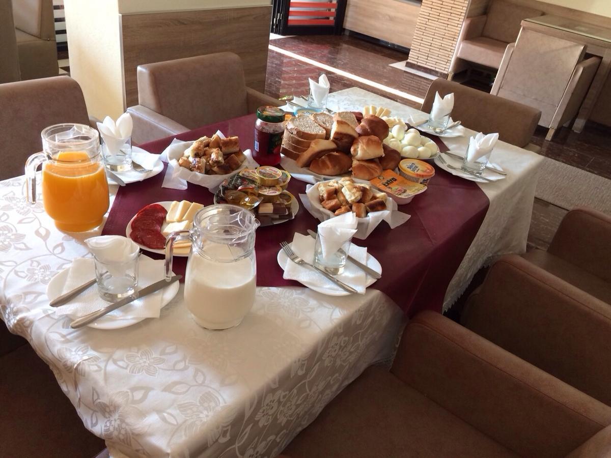 Hotel Millenium2 Prizren Buitenkant foto